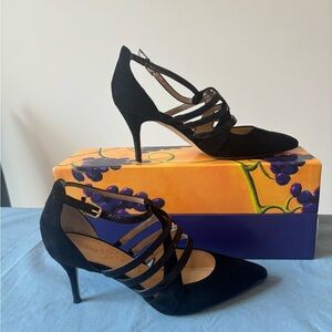 IVANKA TRUMP BLACK HIGH HEEL SHOES - 6M